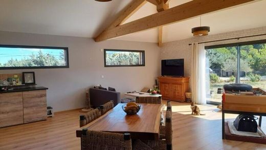 Luxury home in Plan-d'Aups-Sainte-Baume, Var