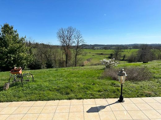 Luxus-Haus in Nantheuil, Dordogne