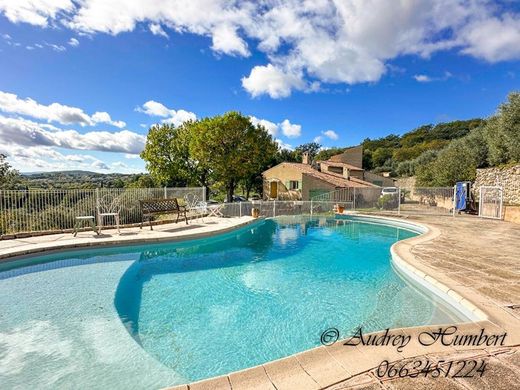 Luxus-Haus in Manosque, Alpes-de-Haute-Provence