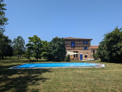 Villa in Cazères, Upper Garonne