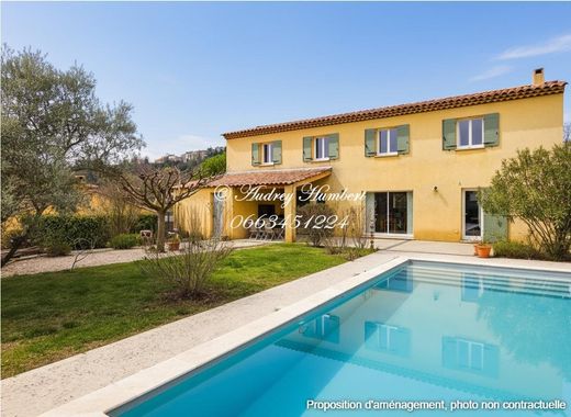Luxury home in Pierrevert, Alpes-de-Haute-Provence