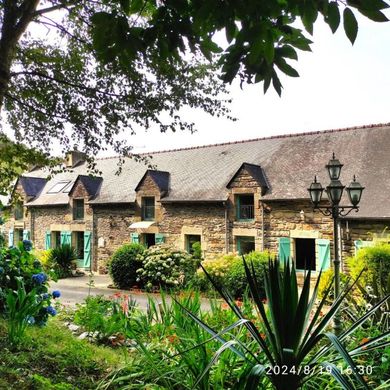 Casa di lusso a Plumelec, Morbihan