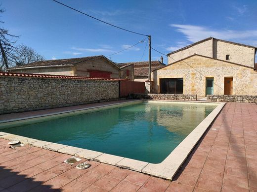 Maison de luxe à Gensac, Gironde