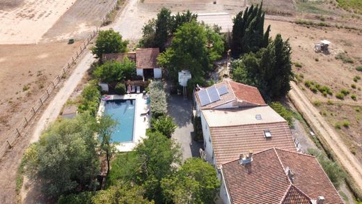 Luxus-Haus in Servian, Hérault