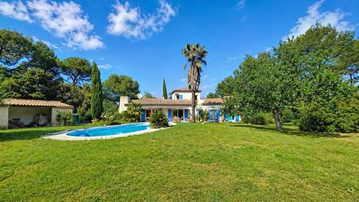 Maison de luxe à Le Cannet-des-Maures, Var