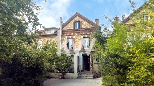 Luxe woning in Soisy-sous-Montmorency, Val d'Oise