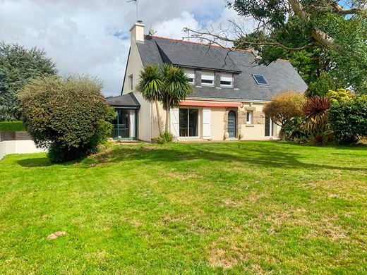 Luxury home in Vannes, Morbihan