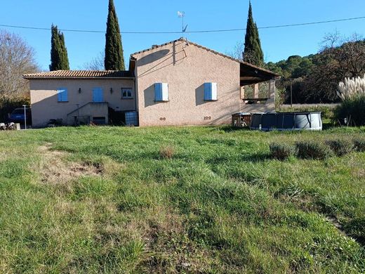 Le Val, Varの高級住宅