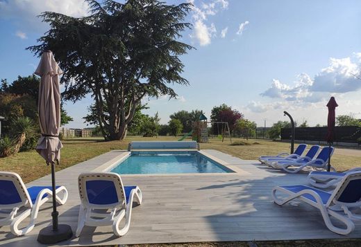 Luxus-Haus in Le Controis-en-Sologne, Loir-et-Cher