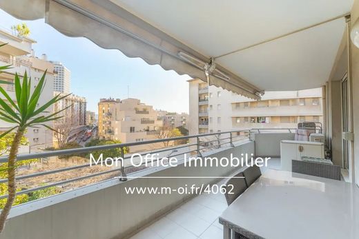 Marseille: Villas And Luxury Homes For Sale - Prestigious Properties In ...