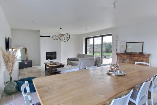 Luxury home in Elven, Morbihan