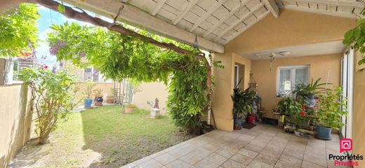 Luxury home in Bordeaux, Gironde