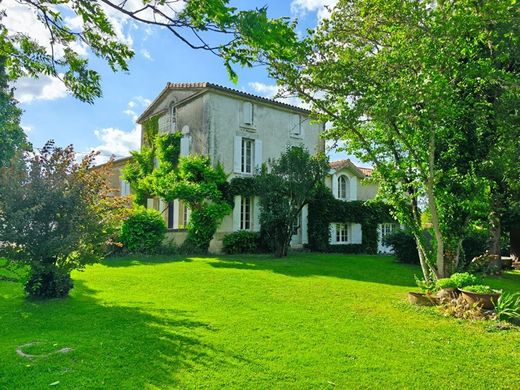 Luxury home in Ribérac, Dordogne