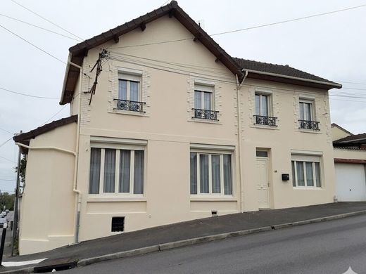 Casa de lujo en Goussainville, Valle de Oise