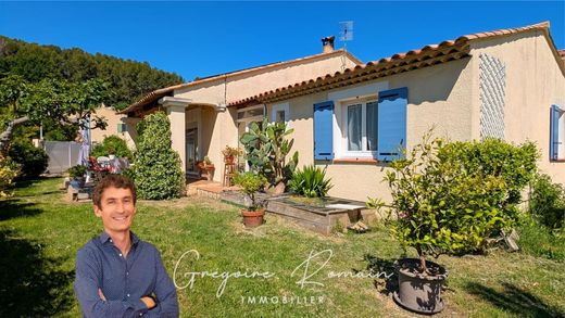 Luxury home in St Chamas, Bouches-du-Rhône