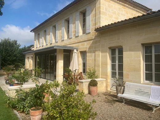 Luxe woning in Saint-Émilion, Gironde