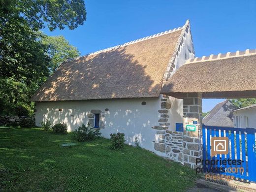 Villa in Combrit, Finistère
