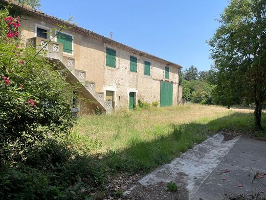 Castle in Colombiers, Hérault