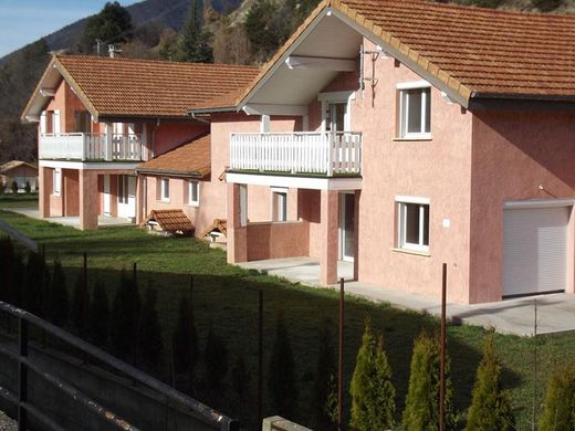 Villa in La Roche-des-Arnauds, Hautes-Alpes