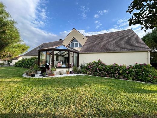 Luxury home in Provins, Seine-et-Marne