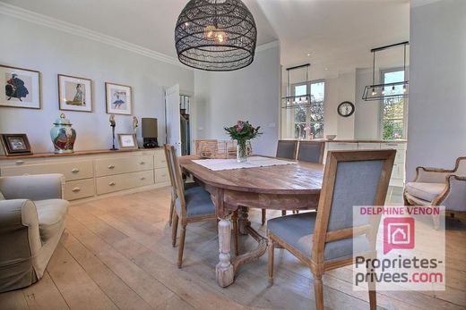 Luxury home in Châteauneuf-sur-Loire, Loiret
