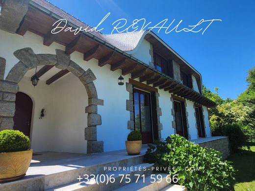 Luxury home in Plumelec, Morbihan