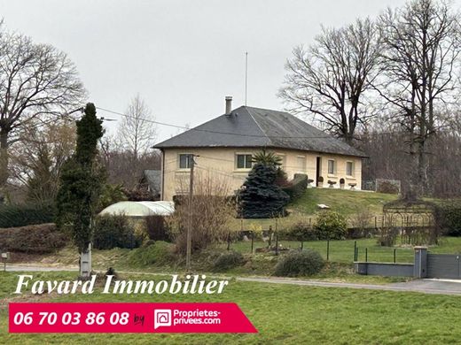 Luxury home in Saint-Mexant, Corrèze