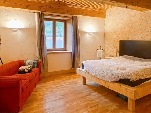 Rural or Farmhouse in Les Hôpitaux-Vieux, Doubs