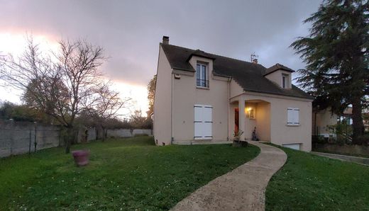 Maison de luxe à Brunoy, Essonne