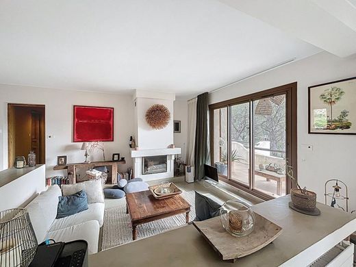 Luxus-Haus in Solliès-Toucas, Var