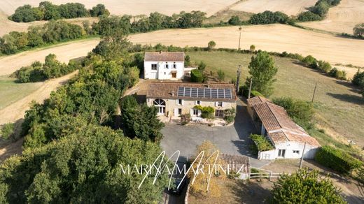 Rural or Farmhouse in Castelnaudary, Aude