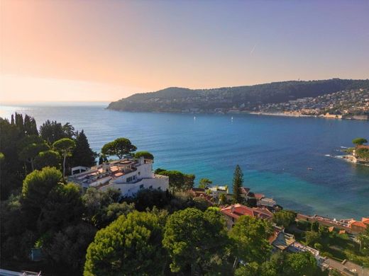 Saint-Jean-Cap-Ferrat, Alpes-Maritimesのヴィラ