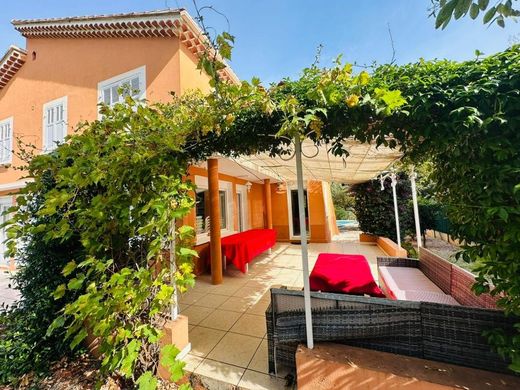 Villa en Six-Fours-les-Plages, Var