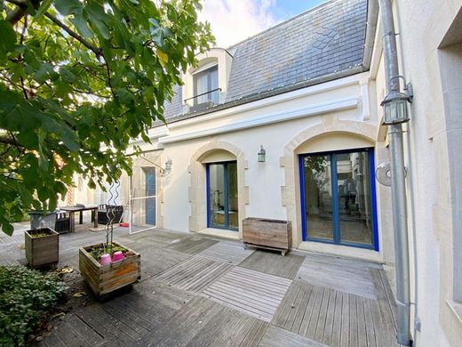 Casa de lujo en Gennevilliers, Altos de Sena