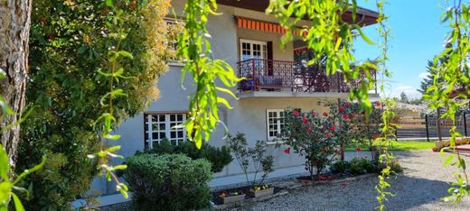 Luxury home in Jonage, Rhône