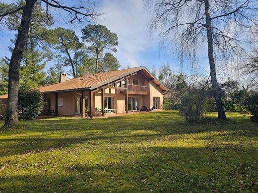 Villa à Saint-Paul-lès-Dax, Landes