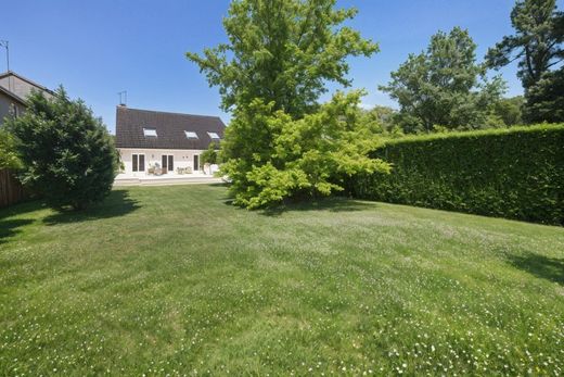 Casa de lujo en Torcy, Sena y Marne