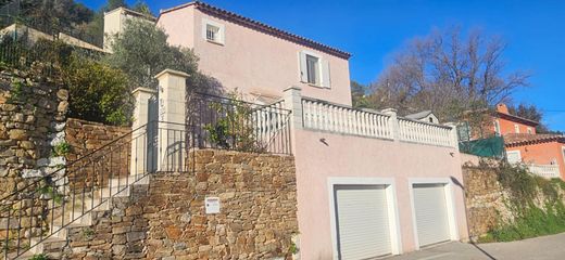 Luxury home in Solliès-Toucas, Var