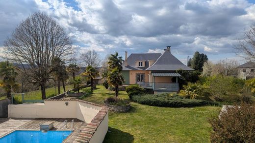 Maison de luxe à Domessin, Savoie
