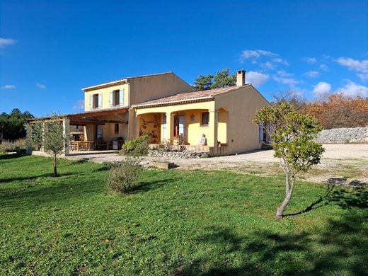 Luxury home in Aurel, Drôme