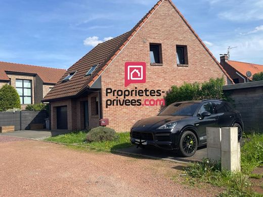 Luxe woning in Marquette-lez-Lille, North