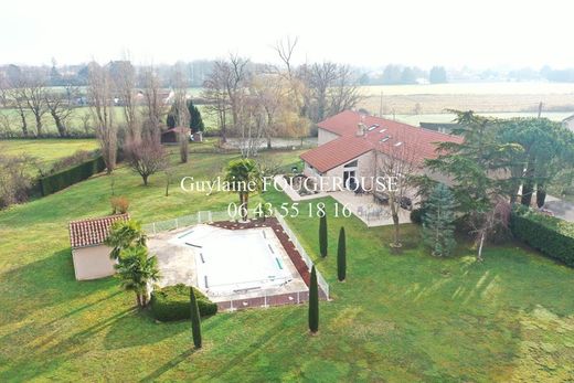 ‏בתי יוקרה ב  Précieux, Loire