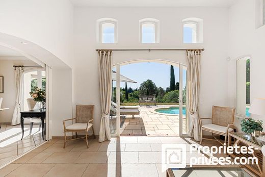 Villa a Peymeinade, Alpi Marittime