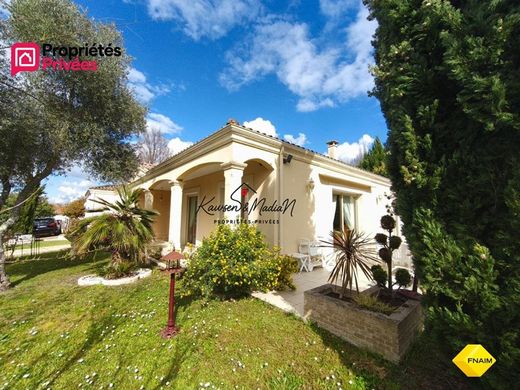 Villa in Yvrac, Gironde