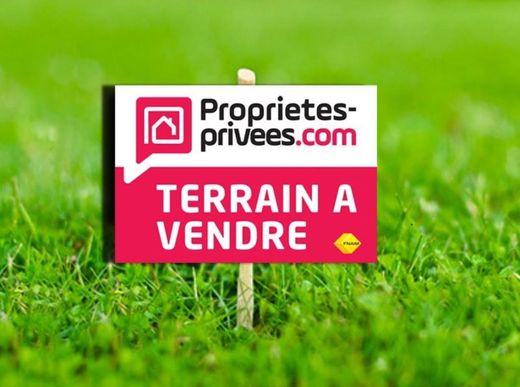 Land in Pessac, Gironde