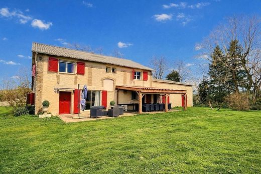 Maison de luxe à Le Fraysse, Tarn