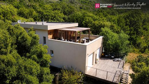 Luxury home in Sainte-Lucie de Porto-Vecchio, South Corsica