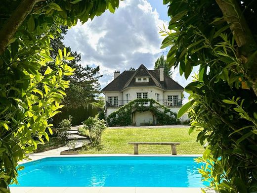 Luxus-Haus in Amilly, Loiret