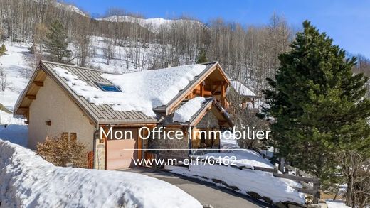 Chata w Saint-Chaffrey, Hautes-Alpes