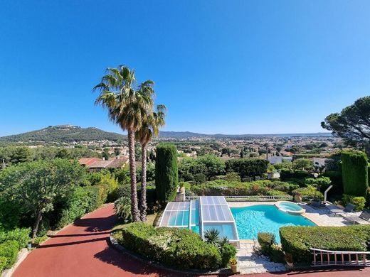 Villa à Six-Fours-les-Plages, Var